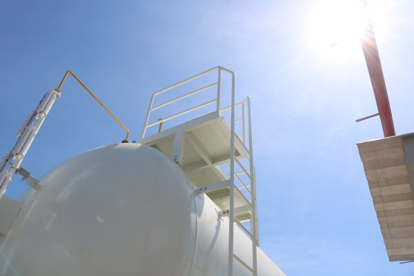 LPG có những tính chất độc đáo giúp nó vượt trội hơn so với nhiều loại nhiên liệu rắn hay lỏng truyền thống khác