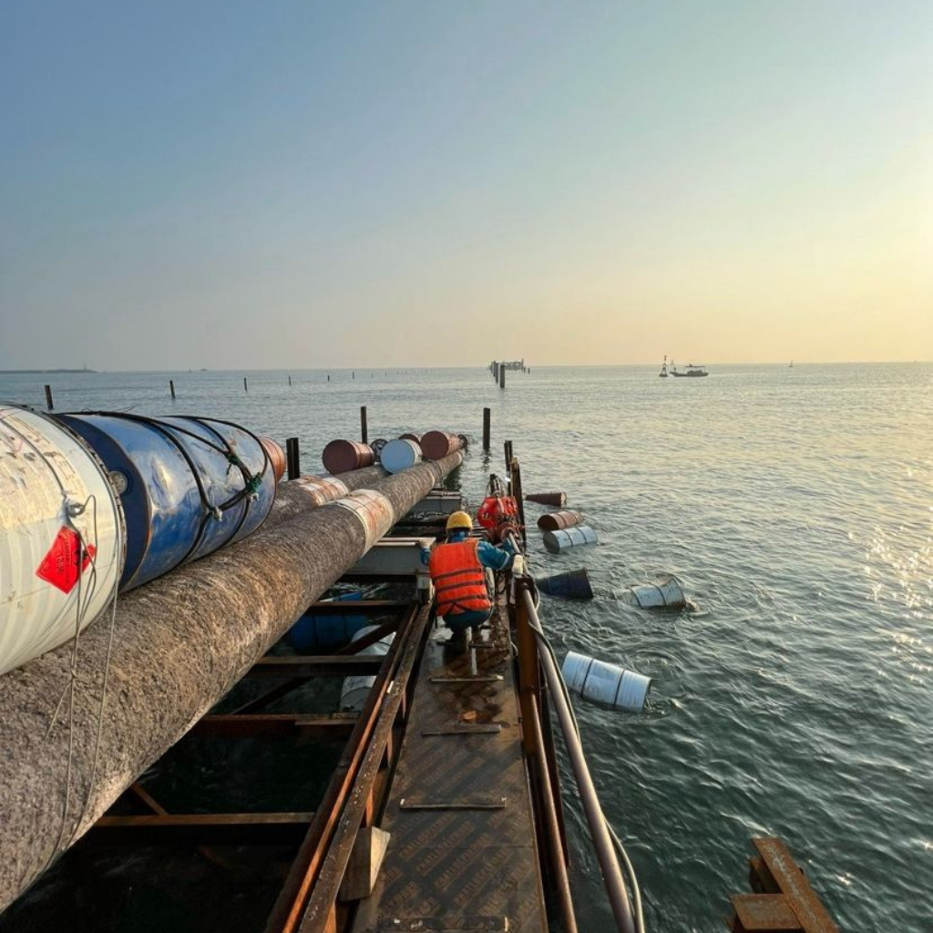 Blue White Cute Simple Doodle iOS Icon 3